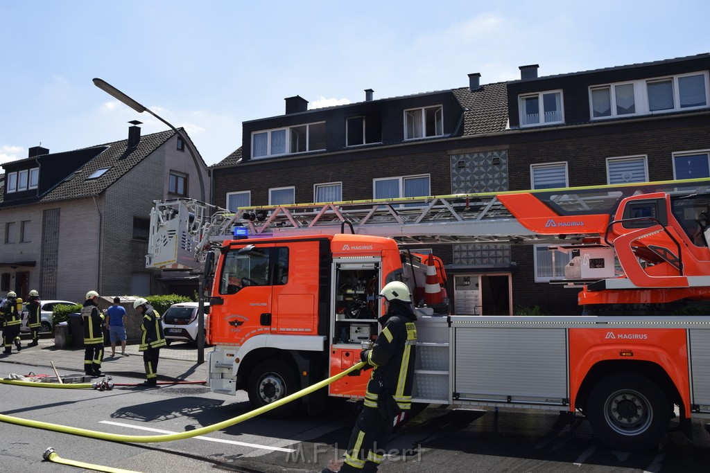 Feuer 1 Koeln Porz Grengel Waldstr P005.JPG - Miklos Laubert